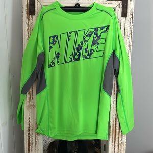 Nike long sleeve shirt